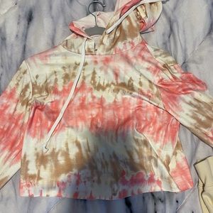 Pink/ beige cropped hoodie